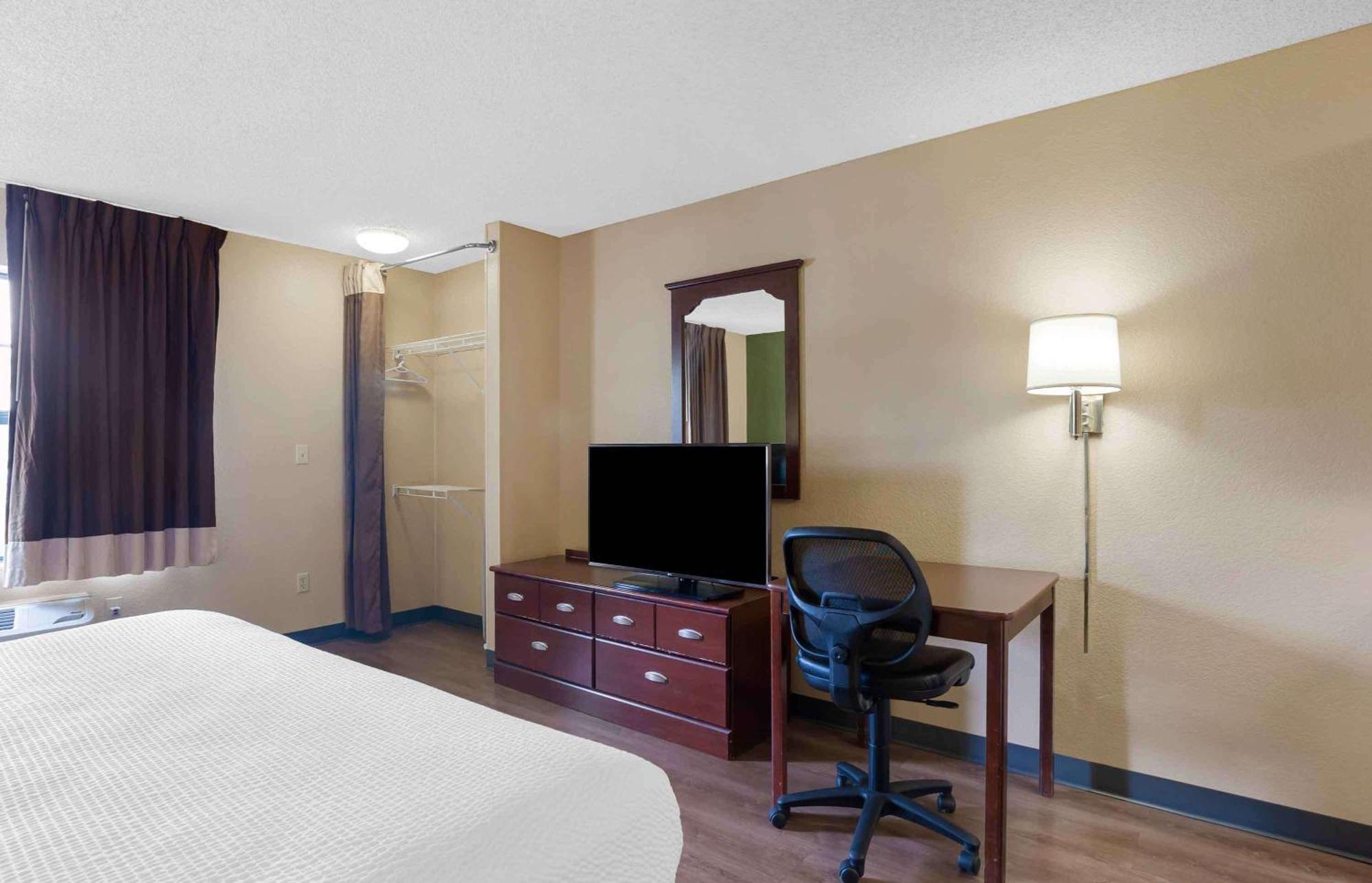 Extended Stay America Select Suites - Raleigh - Cary - Regency Parkway South Exteriér fotografie