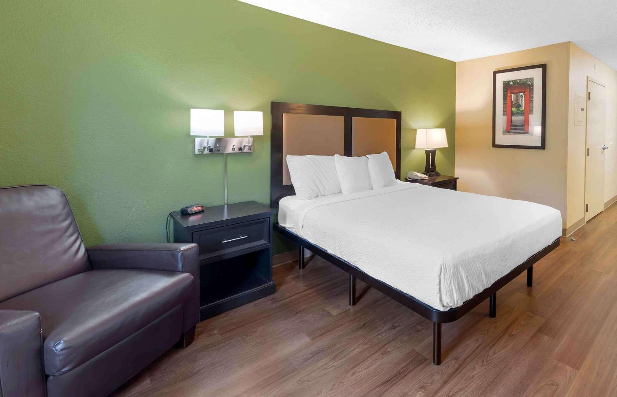 Extended Stay America Select Suites - Raleigh - Cary - Regency Parkway South Exteriér fotografie