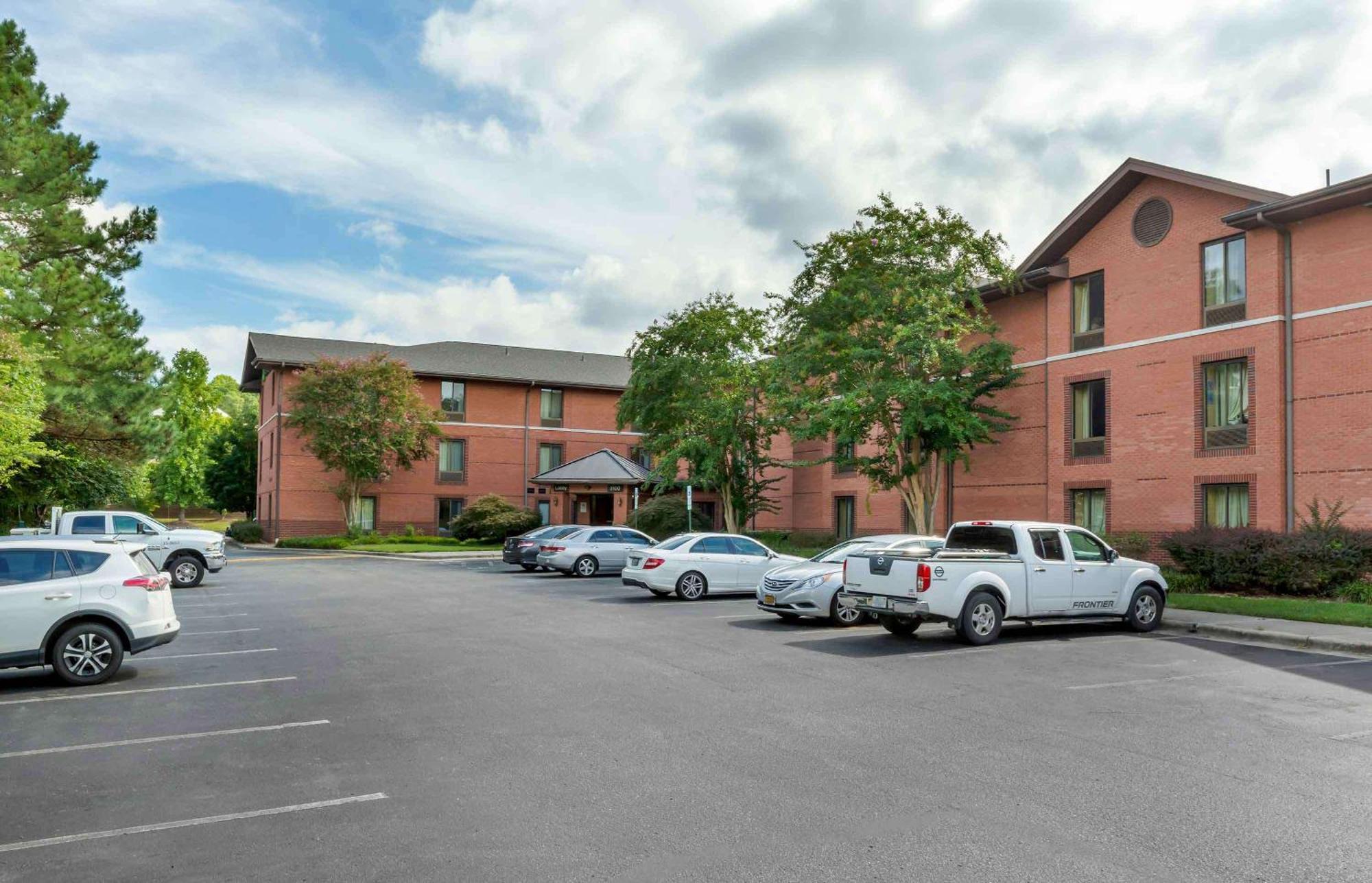 Extended Stay America Select Suites - Raleigh - Cary - Regency Parkway South Exteriér fotografie