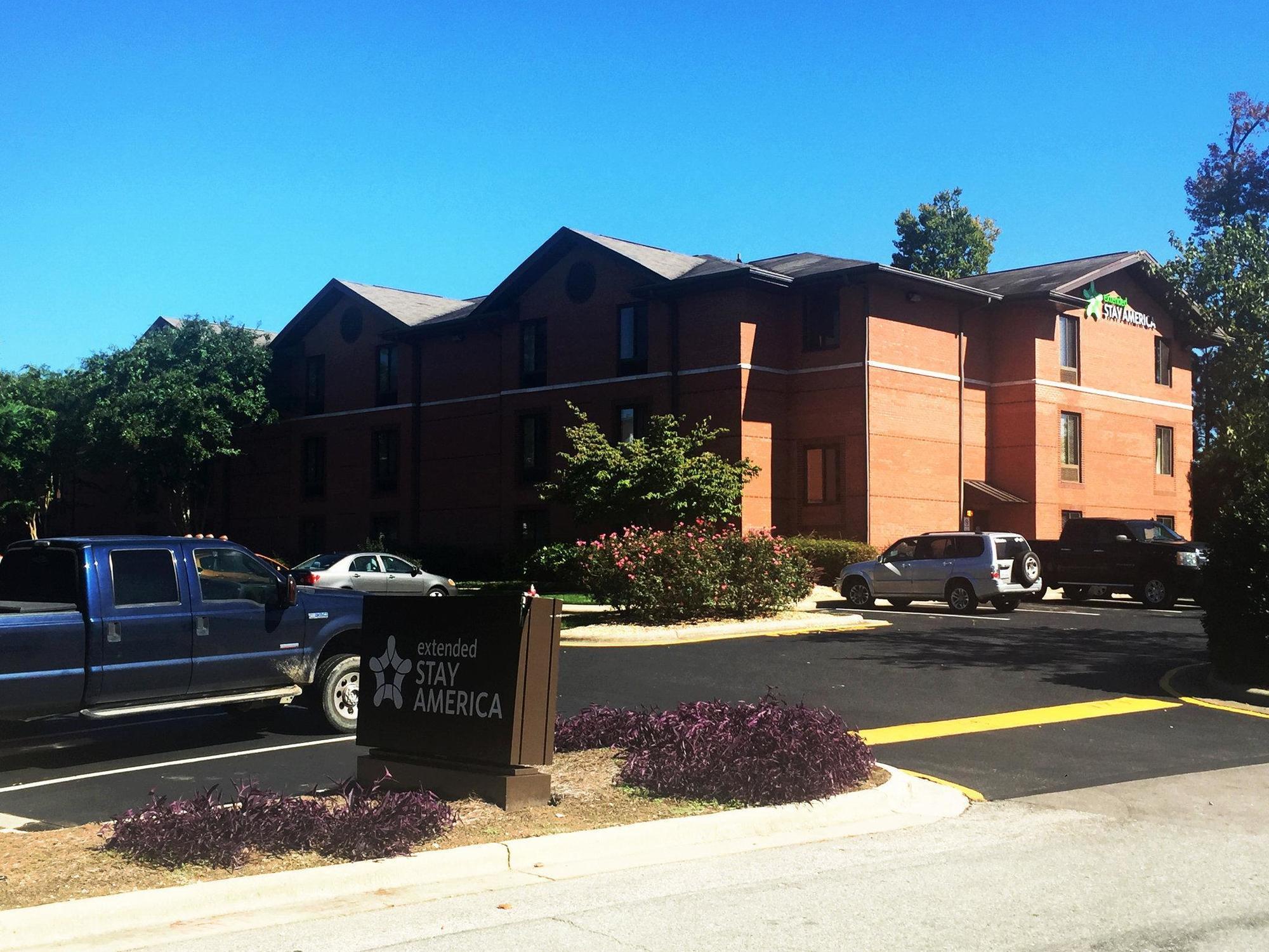 Extended Stay America Select Suites - Raleigh - Cary - Regency Parkway South Exteriér fotografie